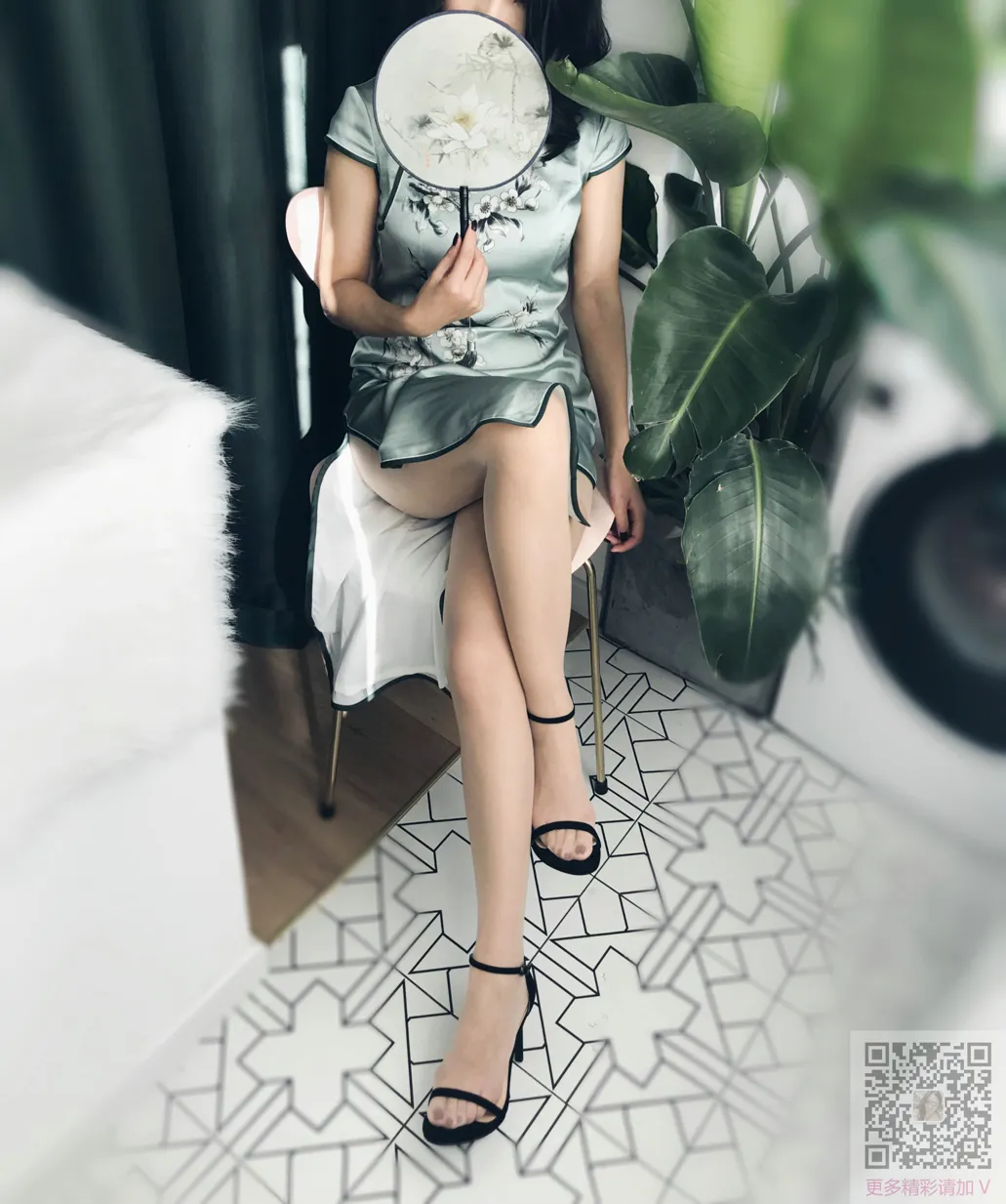 [Mzsock] NO.115 Sister Nia Qiaoqiao’s sexy cheongsam at home street photography#[64P]-45